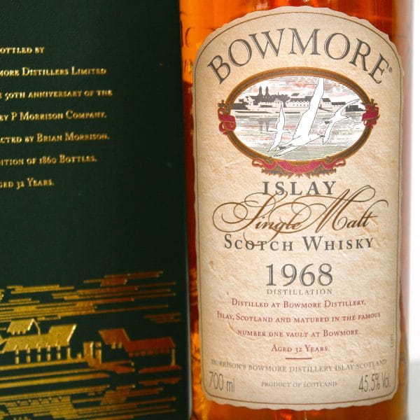 Bowmore 1968 32 Years Old label