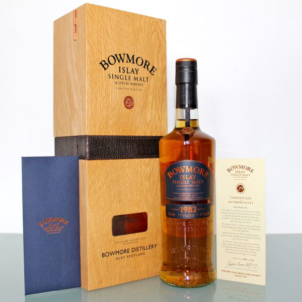 Bowmore 1982 29 Years Single Malt Scotch Whisky