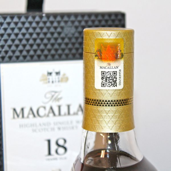 Macallan Annual 2018 Release 18 Years hologram