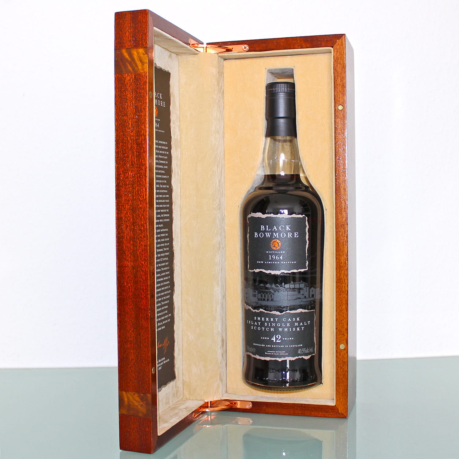 Black Bowmore 1964 42 Years Old box