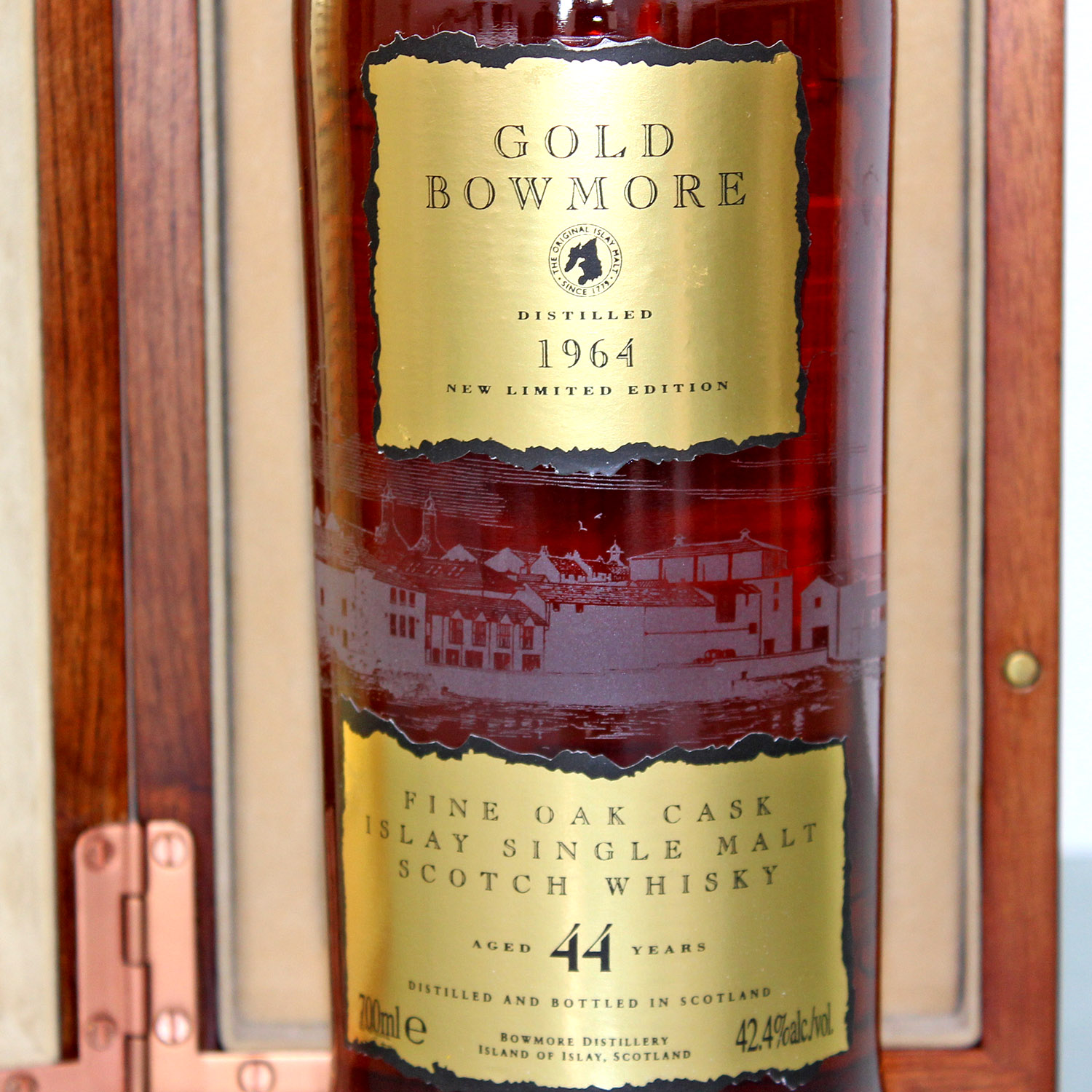 Gold Bowmore 1964 44 Years The Trilogy label