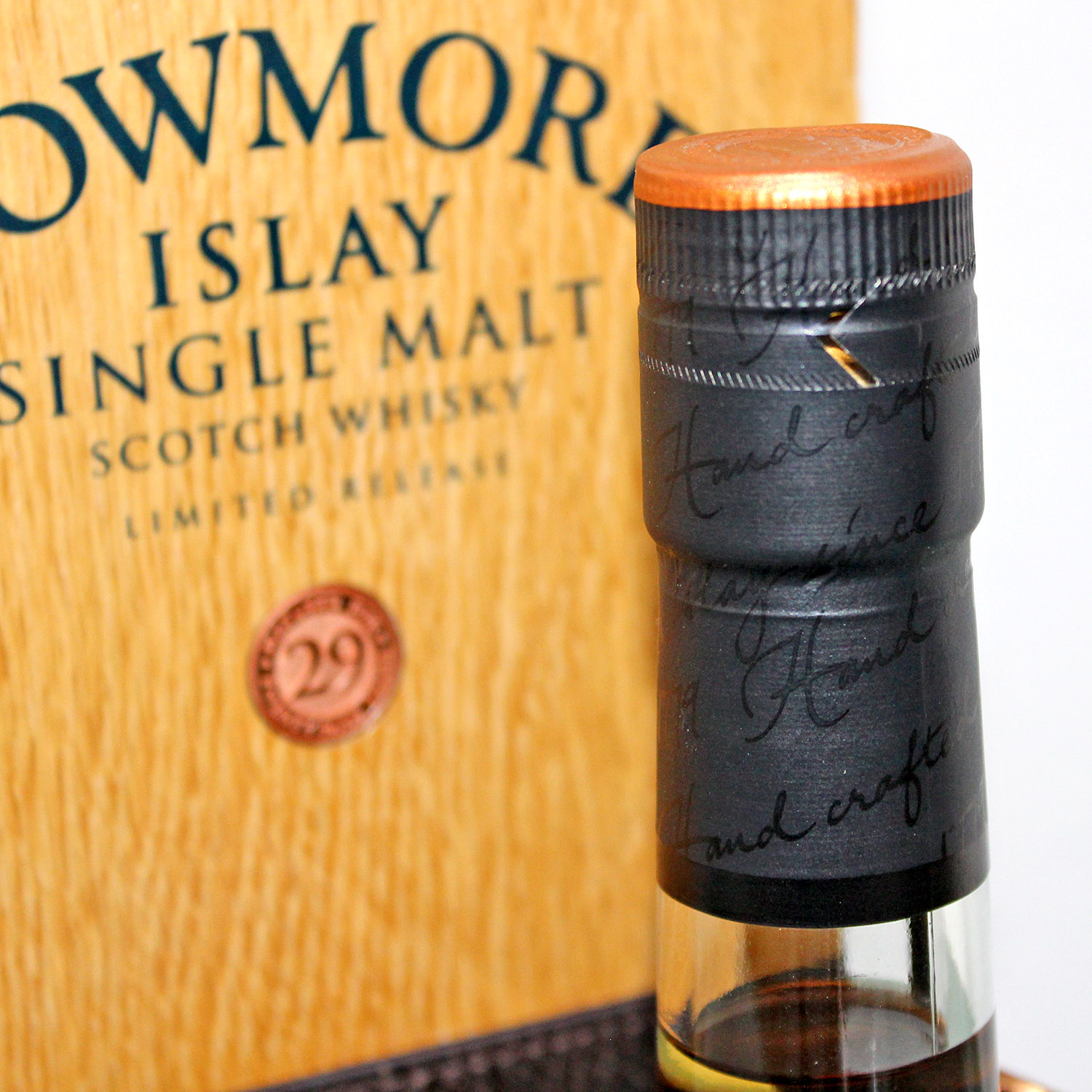 Bowmore 1982 29 Years Single Malt Scotch Whisky Capsule