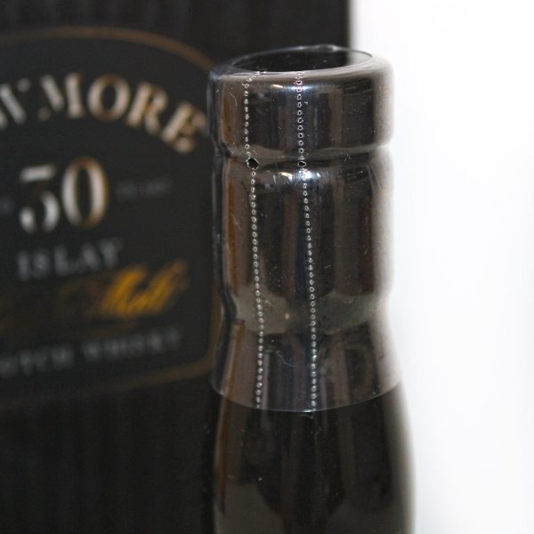 Bowmore 30 Year Old Sea Dragon Whisky capsule 2