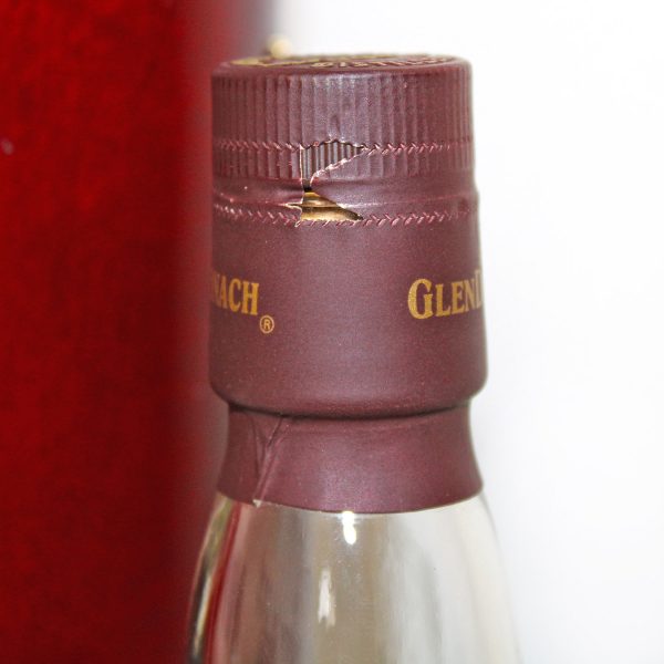Glendronach 33 Years Old Oloroso Sherry Casks capsule