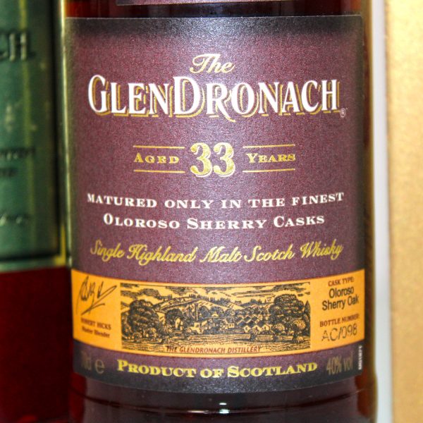 Glendronach 33 Years Old Oloroso Sherry Casks label