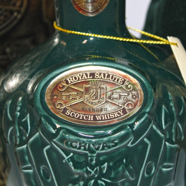 Royal Salute 21 Years Green Flagon label