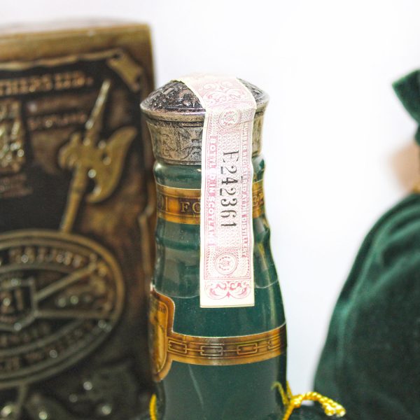 Royal Salute 21 Years Green Flagon tax stamp seal