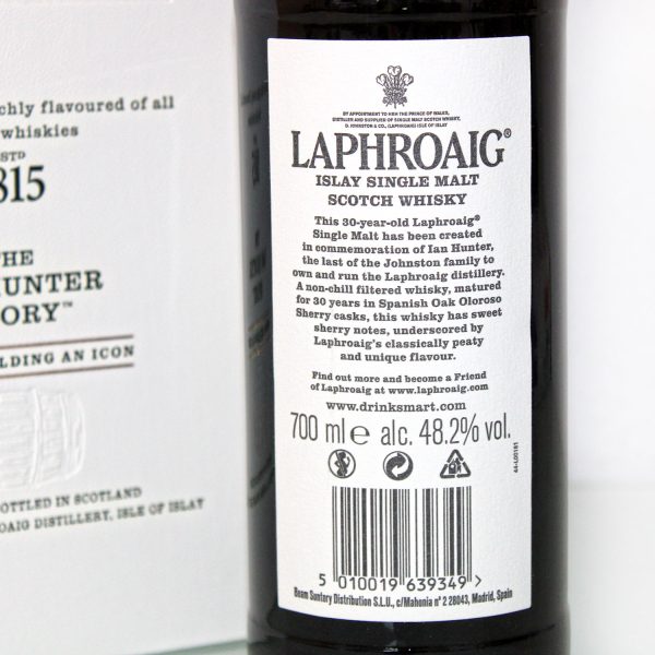 Laphroaig 30 Years The Ian Hunter Story Book 2 back label