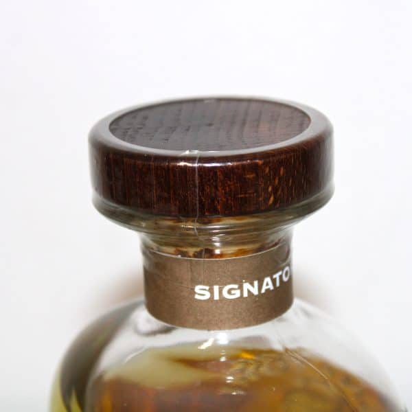Glenugie 1977 30 Years Signatory Cask Strength Collection capsule
